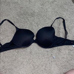 Black Victoria secret bra